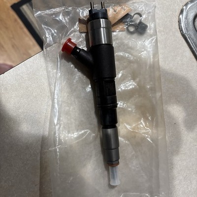 DENSO G3 Common Rail Fuel Injector. injectors are used in diesel engine 5344766