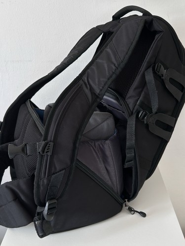Case Logic DSB-103 Luminosity Large DSLR Camera Backpack – Excellent - Picture 10 of 14