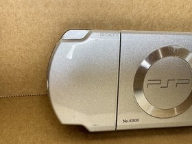 PSP 2000 Final Fantasy Custom Build! 128GB SD Card With Extras(READ DESCRIPTION)
