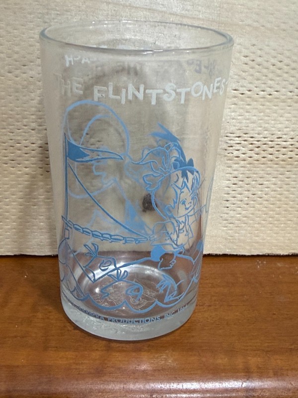 Vintage 1964 FLINTSTONES Welch's Jelly Jar Drinking Glass FRED GOES HUNTING Blue