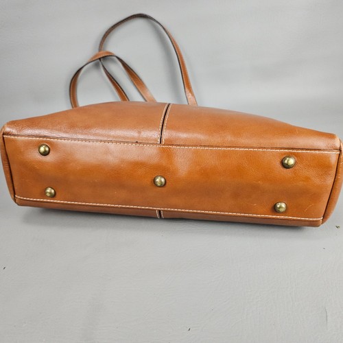 Bolso de Hombro Patricia Nash Heritage Collection Cuero Marrón Tostado Amapola - Imagen 8 de 13