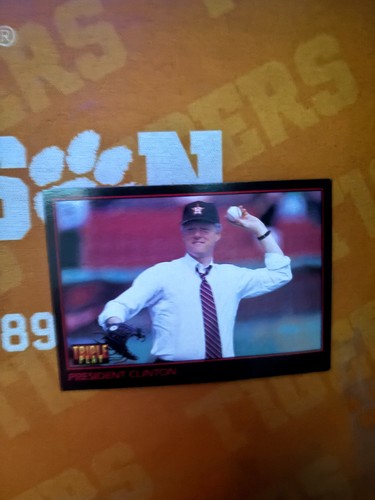 President Clinton #32 1993 Donruss Triple Play card