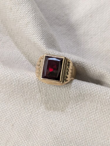 14K Gold Vtg Mens Ruby Art Deco Ring Sz 9.75 Dark Red Color 8mm x 10mm