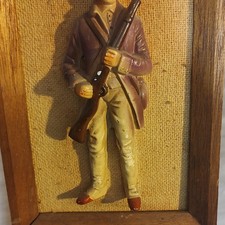 Framed Soldier Military Figurine Resin Wood Decorative Sculpture for Adults