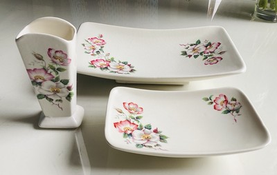 Eastgate Keramik Paar Schmuckschalen & Vase Wildrosenmuster Vintage Landhaus