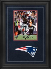 New England Patriots Deluxe 8" x 10" Vertical Photograph Frame with Team Logo
