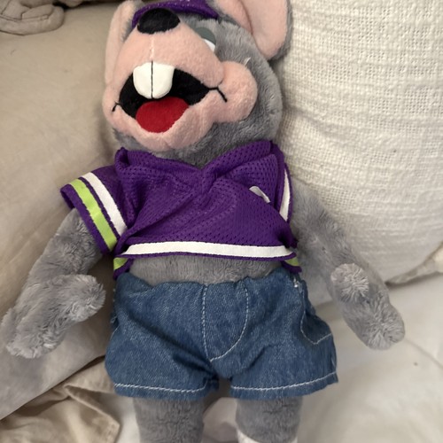 Chuck E Cheese Plush 2006 Rare Purple Jersey Hat Shorts Toy Collectible Gift - Picture 9 of 11