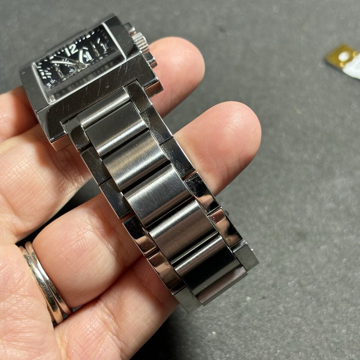 Gucci Timepieces 7700 Chrono Swiss Made Stainless Steel Gucci Timepieces 7700 Chrono Swiss Made Stainless Steel