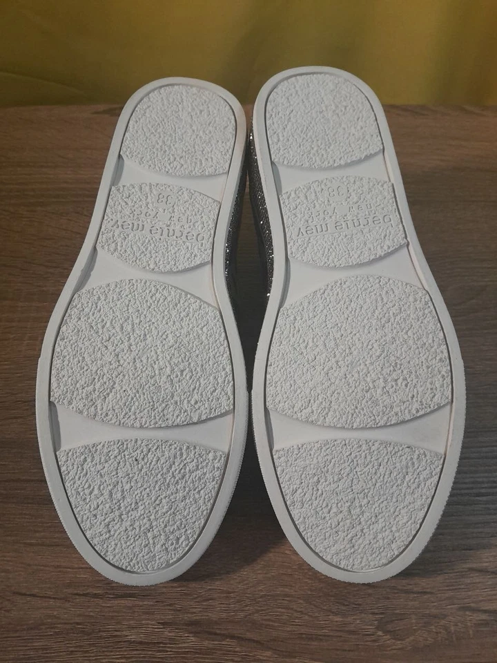Bernie Mev. Gardenia Mujer Zapatos TALLAS Gris Claro/Plateado Ceetah Zapatilla Nuevo en Caja Sh27 Foto 3 de 4
