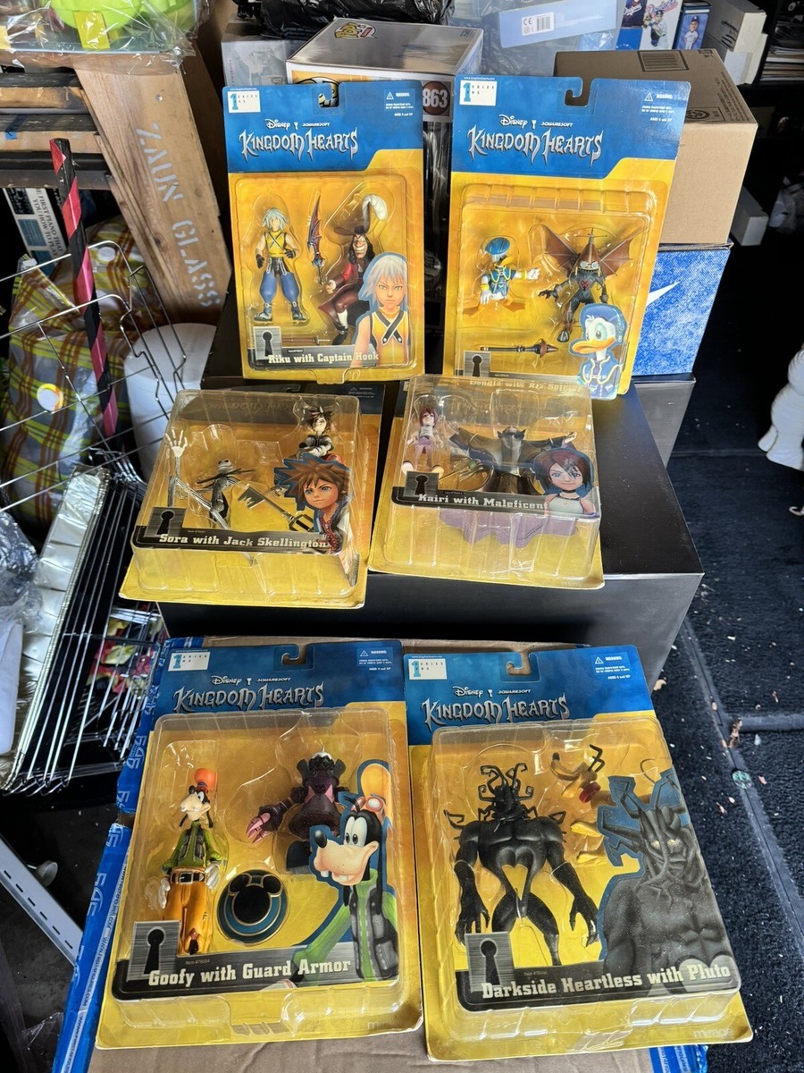 KINGDOM HEARTS リミテッドエディション フィギュアセット Kingdom Hearts 20th Anniversary Sora Kairi Statue Figure SET