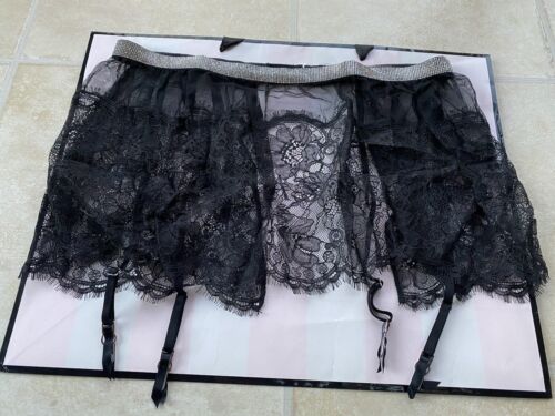 Victoria’s Secret Lace Skirt Garter Belt Size M/L New With Tag