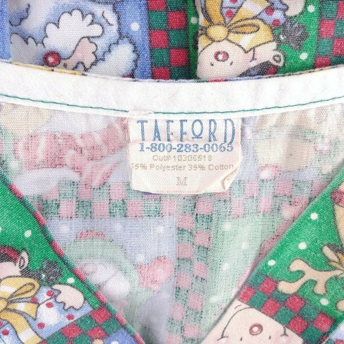 Tafford Uniform Scrub Top Christmas Santa Crew V- Neck Short Sleeve Women Medium - Picture 7 of 7