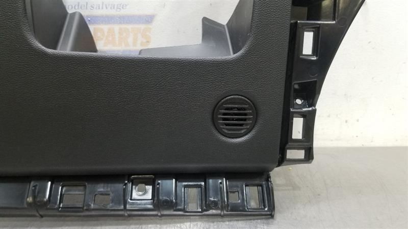 19 2019 MASERATI LEVANTE OEM DRIVER LEFT LOWER KNEE BOLSTER 0670061992