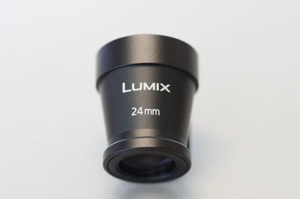 松下 Lumix DMW-VF1 24 毫米 Brightline 外置取景器 (#0037) — 第 3/4 张图片