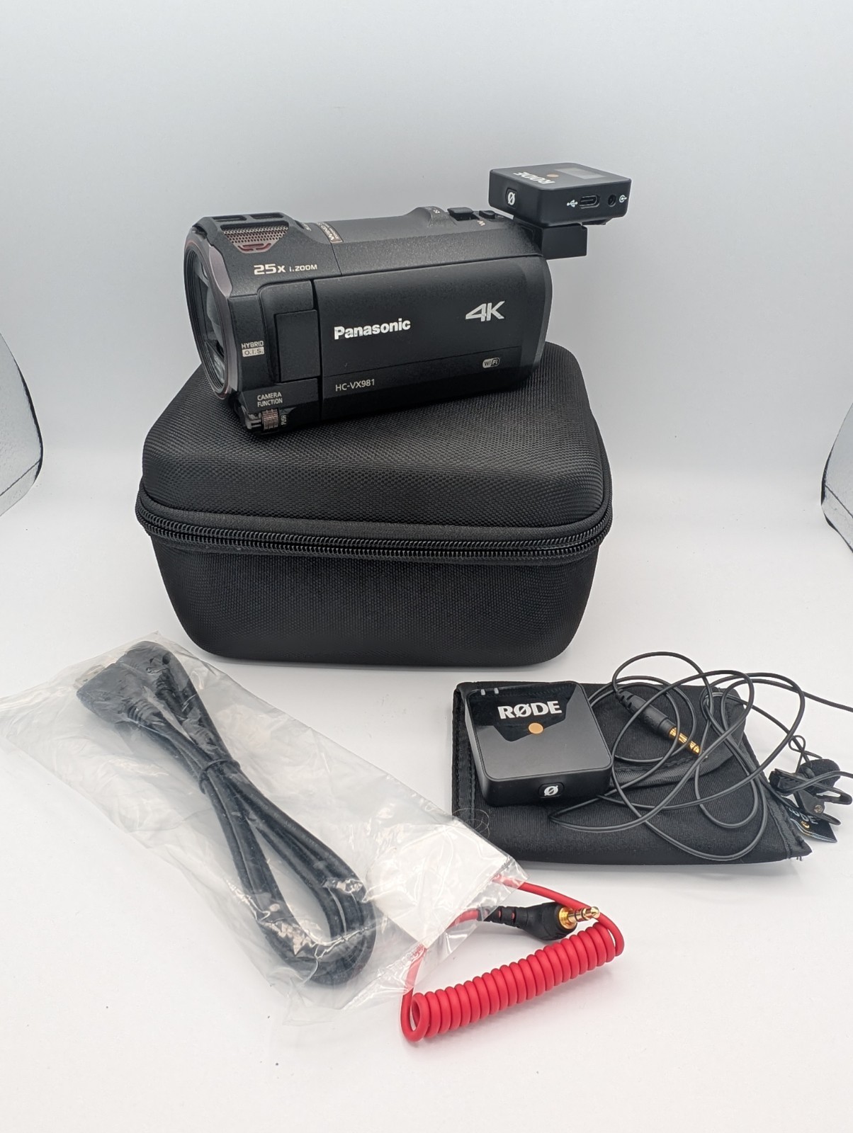 Hc-vx981 With Case & Rode Wireless Go