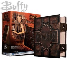 BUFFY THE VAMPIRE SLAYER FACTORY X VAMPYR BOOK REPLICA KEEPSAKE BOX