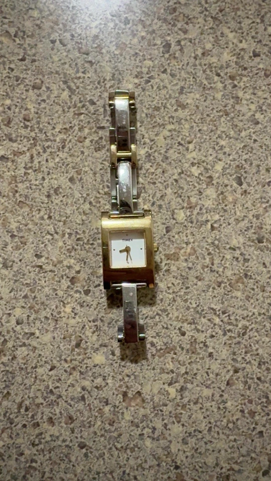 Reloj Timex Analógico Cuarzo Dorado Mujer Vintage Foto 2 de 3