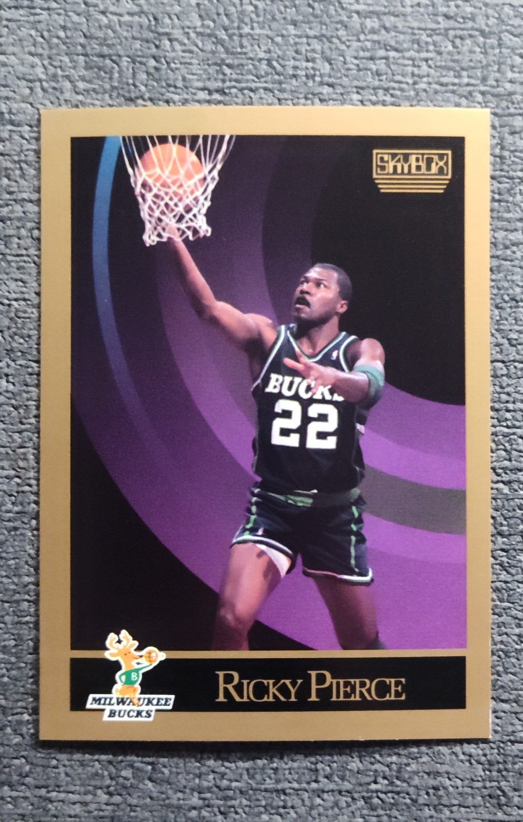 1990-91 Skybox - Ricky Pierce #162 Milwaukee Bucks