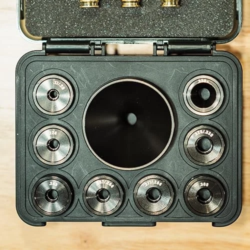 Frankford Arsenal Aluminum Powder Funnel Kit With 8 Interchangeable Nozzles Foto 3 de 4