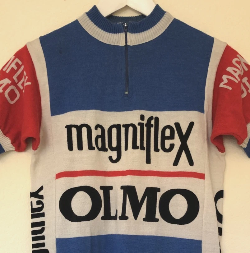 Camiseta de ciclismo vintage OLMO Magniflex 80 % lana, en muy buena condición, años 80