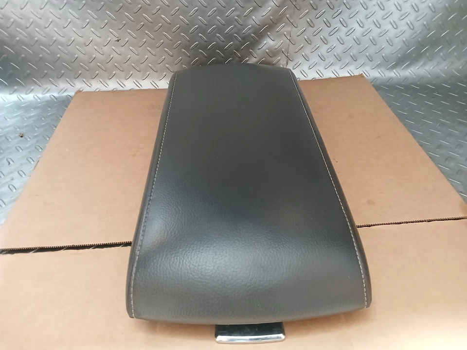 2009-2012 OEM Ford Flex центральная консоль кожаный подлокотник крышка (черный) - Изображение 3 из 4