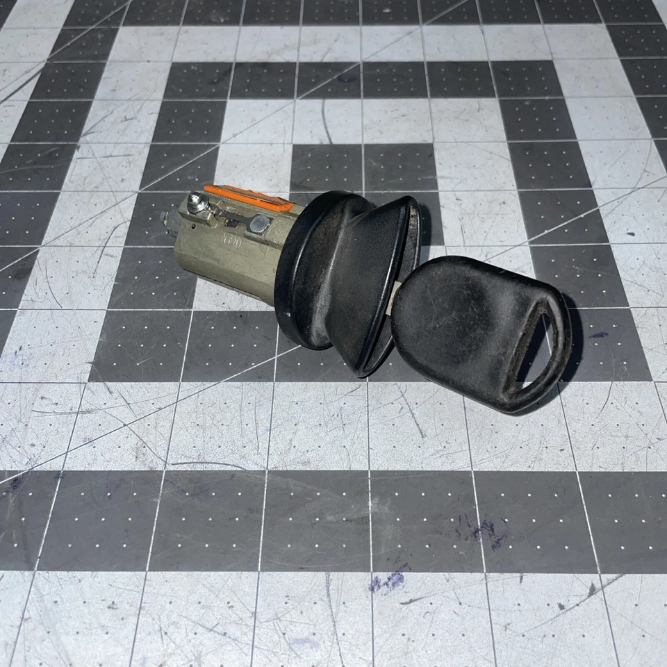 2000 2003 FORD WINDSTAR / ECONOLINE E150 ЦИЛИНДР ПЕРЕКЛЮЧАТЕЛЯ ЗАЖИГАНИЯ С 1 КЛЮЧОМ - Изображение 2 из 4