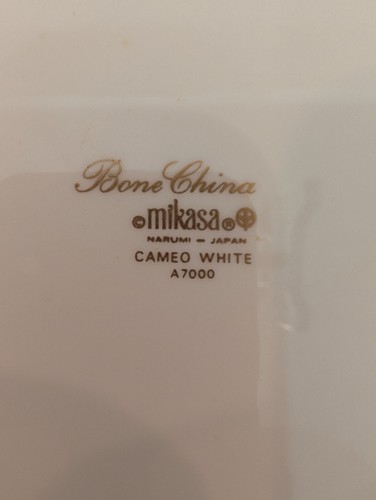 Mikasa Bone China CAMEO WHITE A7000 Plate - Picture 4 of 4