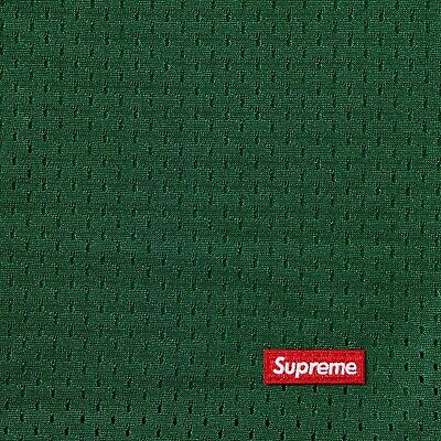 Supreme Small Box Logo Baggy Mesh Shorts SS24 Men's Size Supreme Small Box Logo Baggy Mesh Shorts SS24 Men's Size