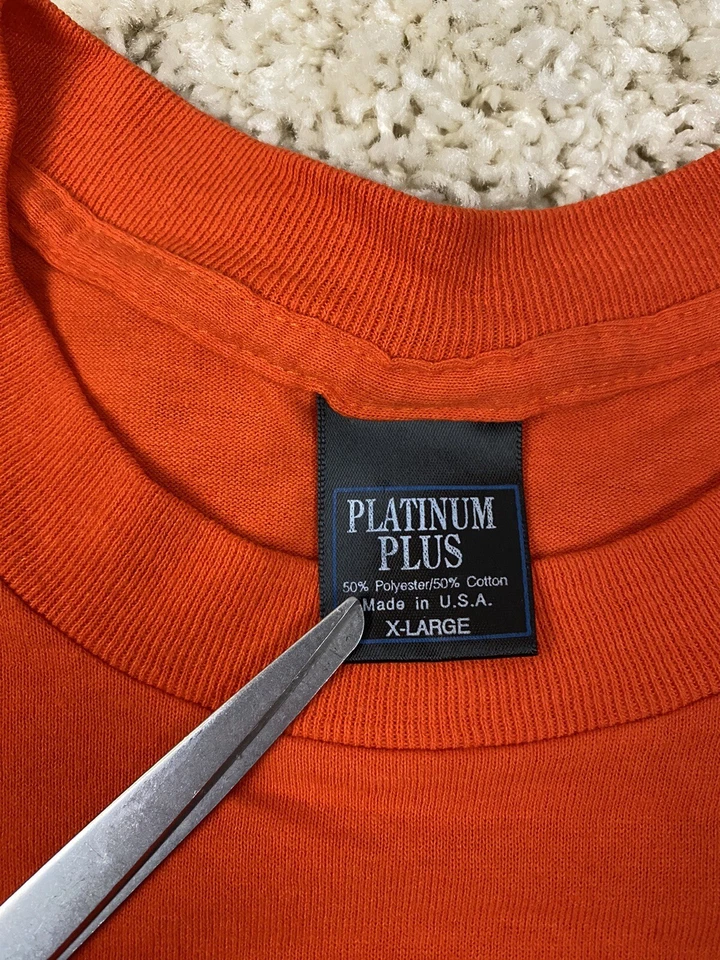 CAMISETA ECOBELLY VINTAGE AÑOS 90 XL ESTILO ANIME BANDA DE ROCK BRITÁNICA PUNTADA ÚNICA Foto 2 de 4