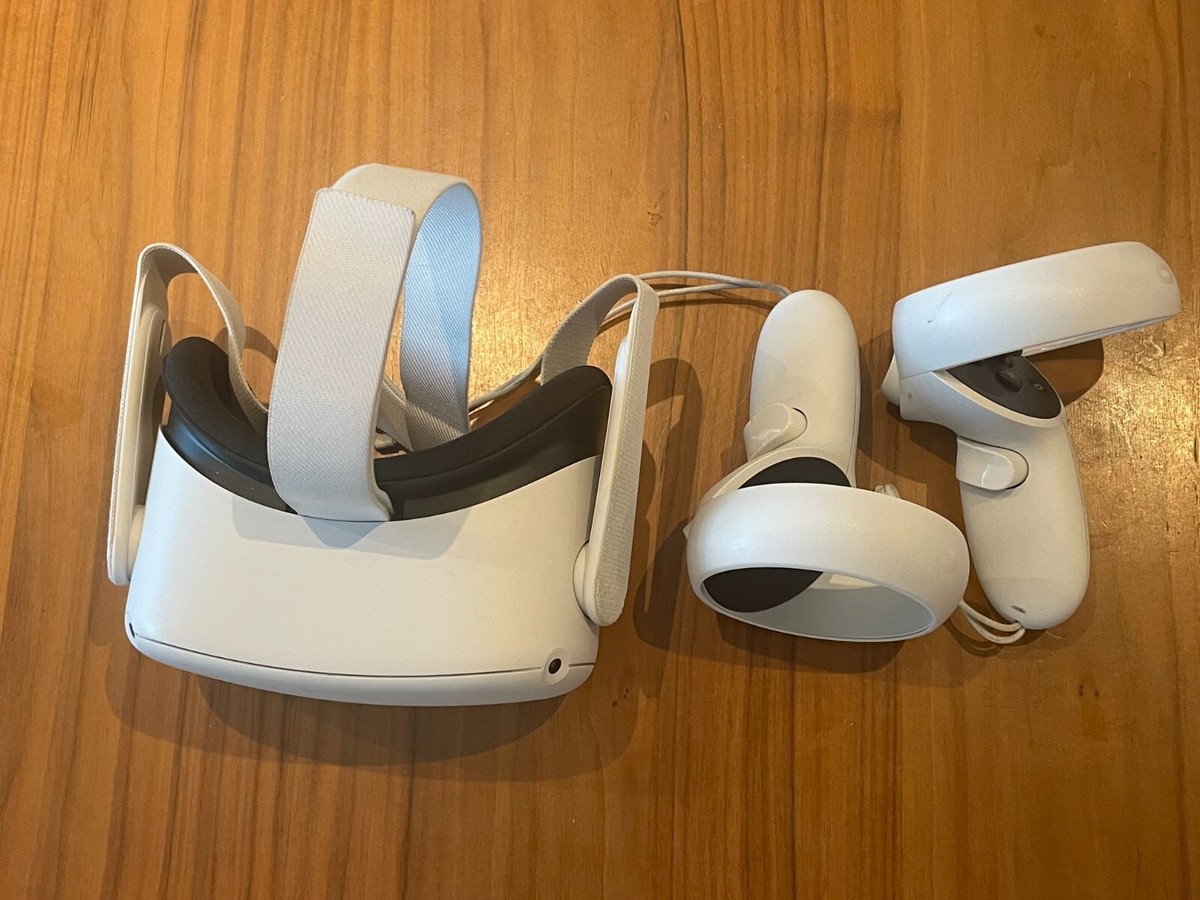 Meta Oculus Quest 256GB Standalone VR Headset White
