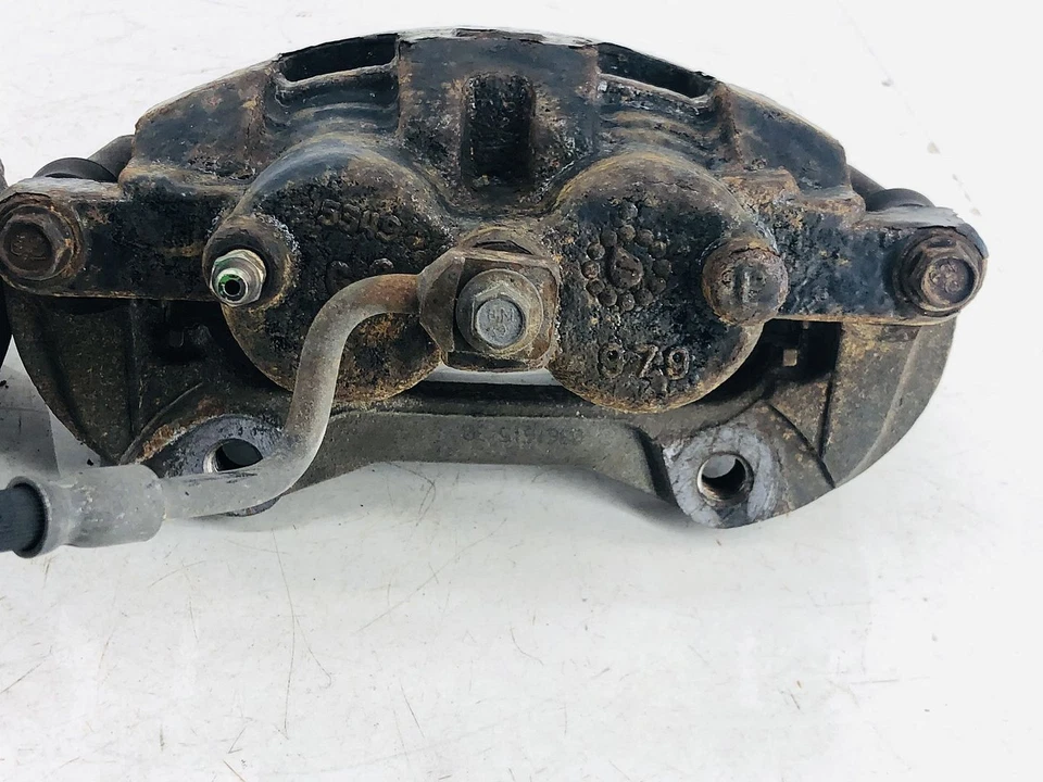 JUEGO DE PINZAS DE FRENO ABS DELANTERAS DERECHA E IZQUIERDA CHEVROLET IMPALA LIMITED 14-16 OEM Foto 4 de 4