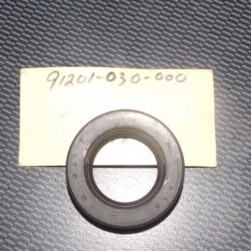 Honda OIL SEAL (20X34X7) 91201-030-033
