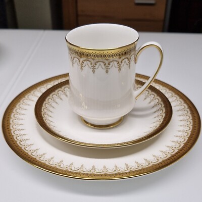 Royal Albert Paragon Athena Fine Bone China Made In England Kaffeegedeck 
