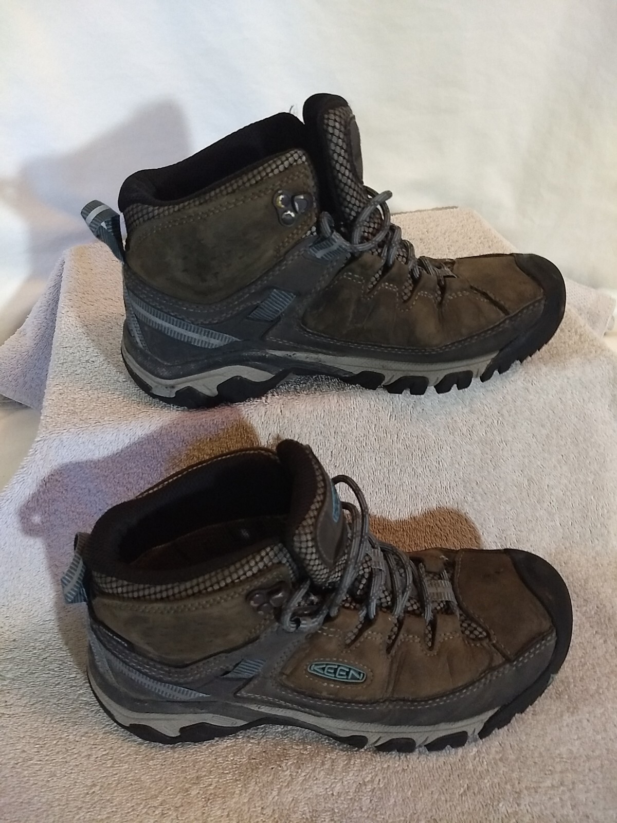 Stivali da trekking KEEN (WMNS) Targhee III marroni impermeabili medi taglia: 8 #ZZ16+11