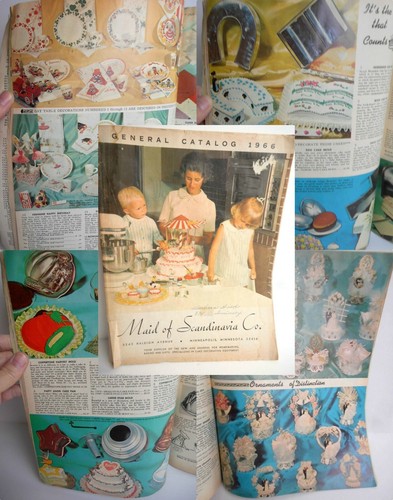 1966 CAMICIA della SCANDINAVIA Catalogo BUONI DA FORNO Torte BISCOTTI Decorazioni PENTOLE - Foto 1 di 10