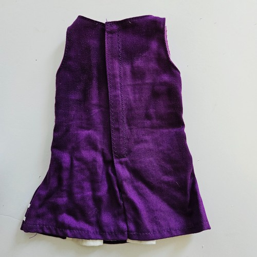 Bambola Journey Girls cheerleader vestito viola e bianco con cuffie tennis S - Foto 4 di 18