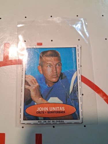 Johnny Unitas [Hand Cut] #28 1971 Bazooka card