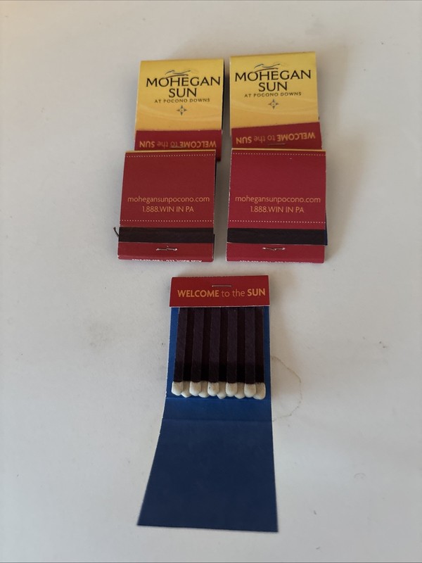 Mohegan Sun 5 Match Books