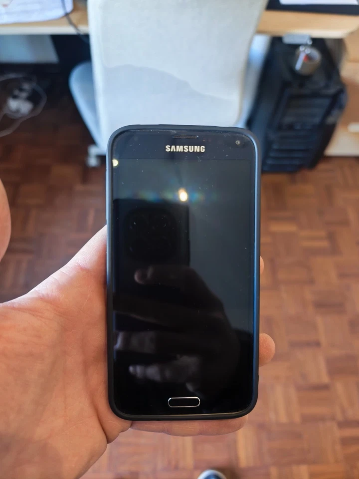 Samsung Galaxy S5 - Super Veloce - Super Privacy - Android 13 - Degoogled - Immagine 2 di 4