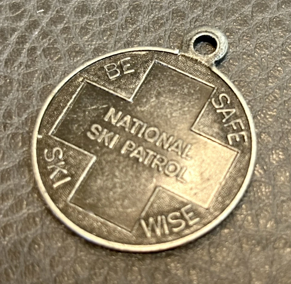 Vintage National Ski Patrol Be Safe Good Luck Medal Fob Tag Badge - Image 4 of 4