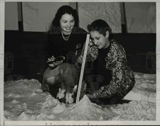 1938 Press Photo map of 11 western states Dorothy Swift and Eleanor Beals