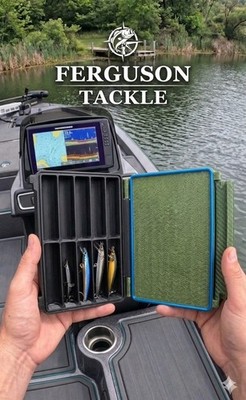 Jerkbait Fishing Tackle Box. Holds 10 3.5in Hard Or Softbody Baits.