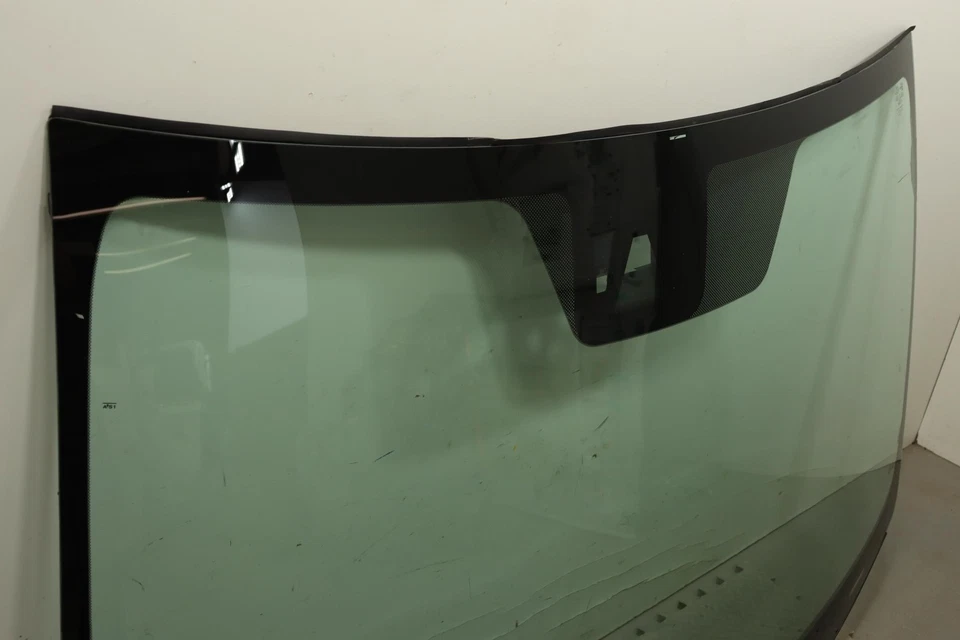 2018 - 2020 HONDA ODYSSEY ELITE FRONT WINDSHIELD WINDOW GLASS OEM - Image 2 of 4