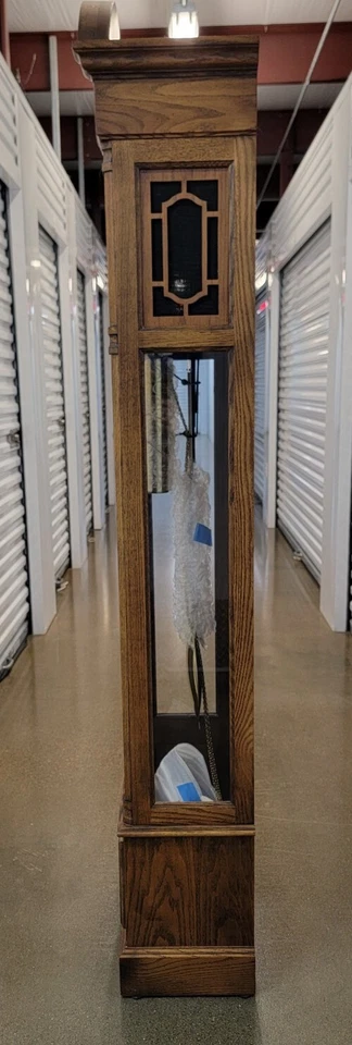 Reloj abuelo Howard Miller 610-160 1985 hermoso sonido. Foto 4 de 4