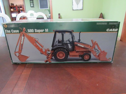 ERTL 1/16 SCALE PRECISION CONSTRUCTION #1 CASE 580 SUPER M - MIB