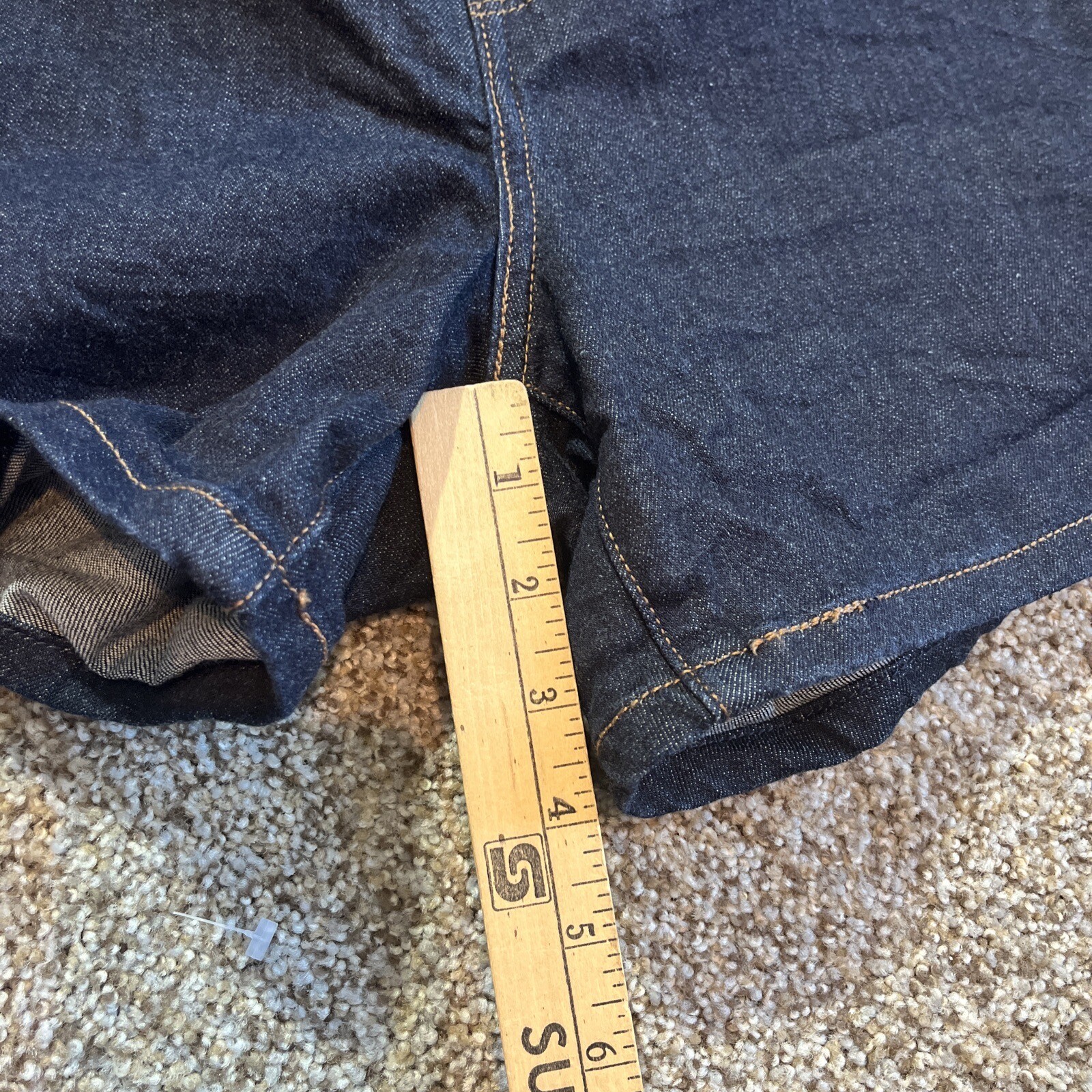 Womens Levi’s Shorts Size 14 Dark Wash Denim Waist 34 - View 10