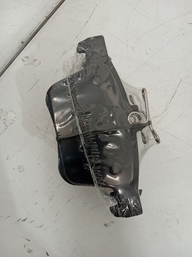 R1 CONCEPTS ADVANCED LOW METALLIC CERAMIC BRAKE PADS 2017-2019 VOLKSWAGEN E-GOLF - Picture 3 of 4