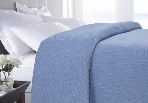 Soft Cozy Cotton Blanket for California King Bed 102x108 - Ideal for All Seasons - Picture 7 of 8