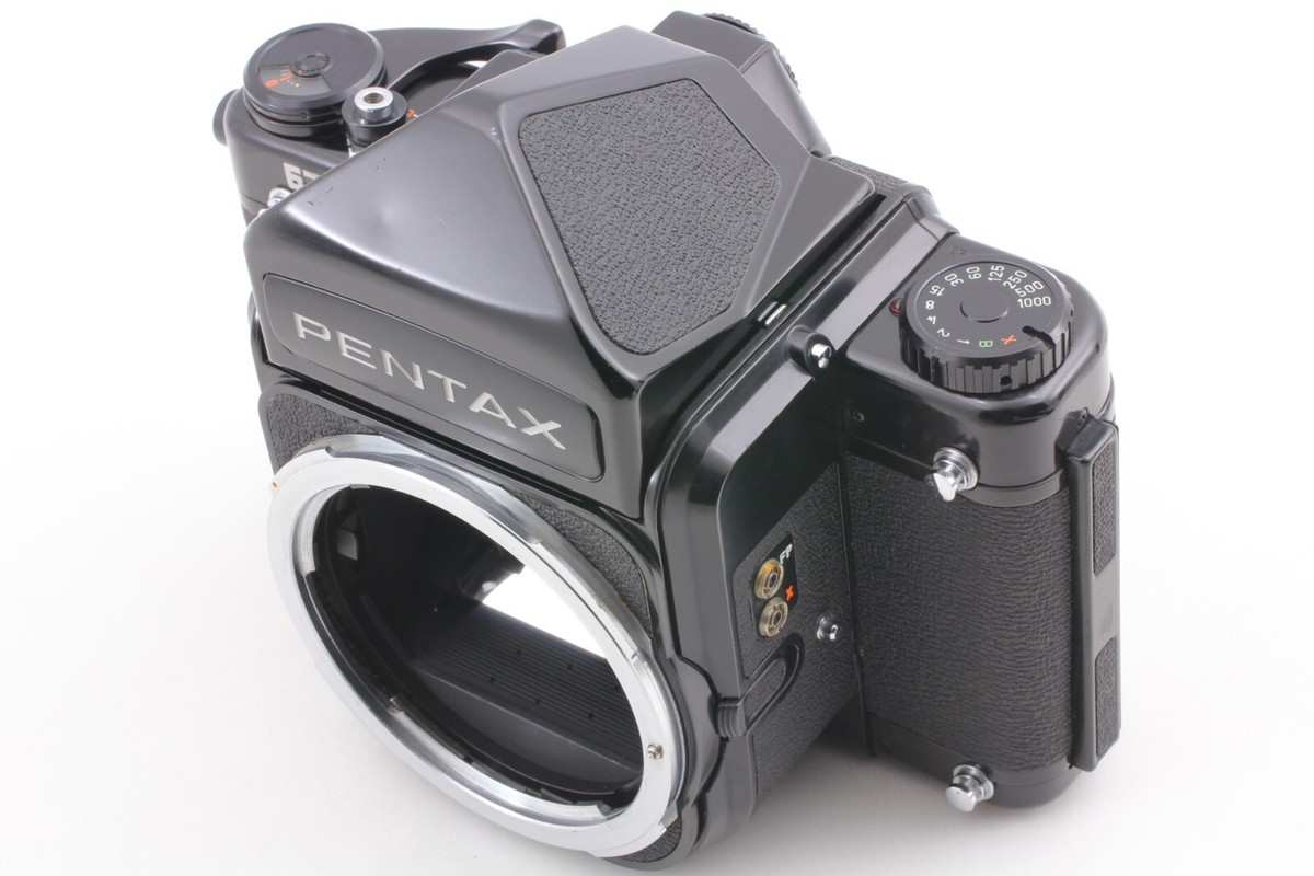 フィルムカメラ PENTAX 67 LATE EYELEVEL + SMCP 105mm f PENTAX 67 LATE EYELEVEL + SMCP 105mm f