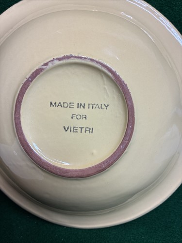 Pair of Vietri Hand Made Pasta Bowls yellow and white made in Italy very unique - Picture 2 of 7